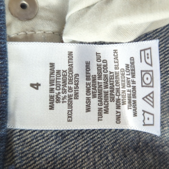 Aeropostale Midi Distressed Ripped Cuffed Denim Jean Shorts 4 Pockets - Picture 3 of 14